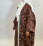 Gleaming brown abaya